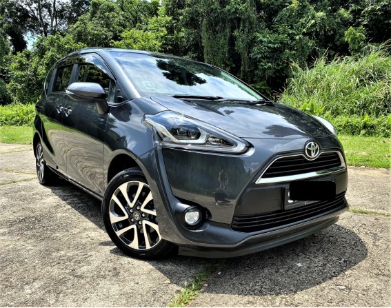 Toyota Sienta 1.5A